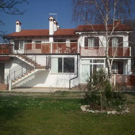 Agriturismo All'argine Διαμέρισμα *
